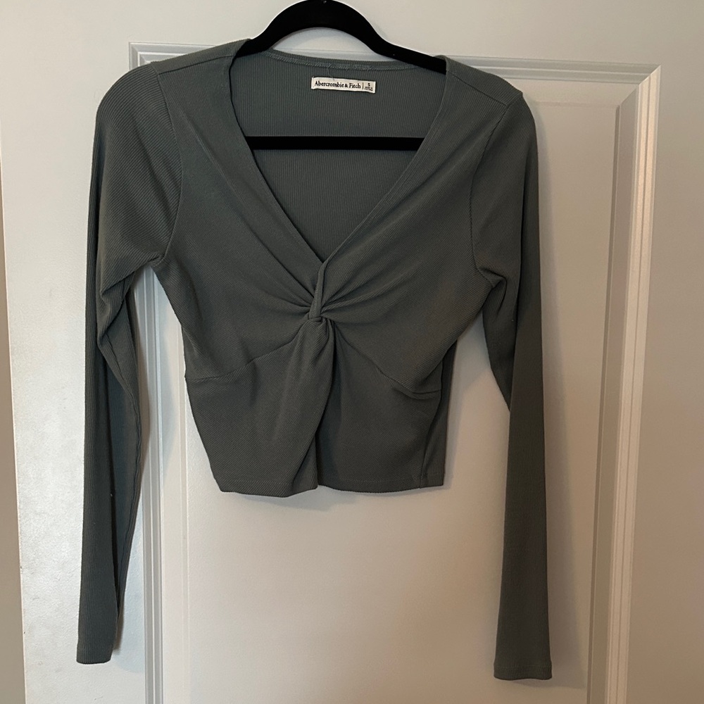 Women's Gray/Blue Long Sleeve Copped Top